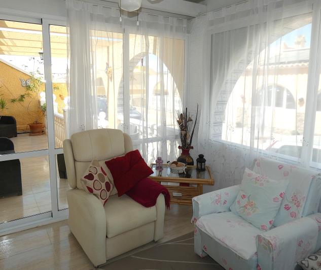 Image No.12-3 Bed Semi-Detached for sale