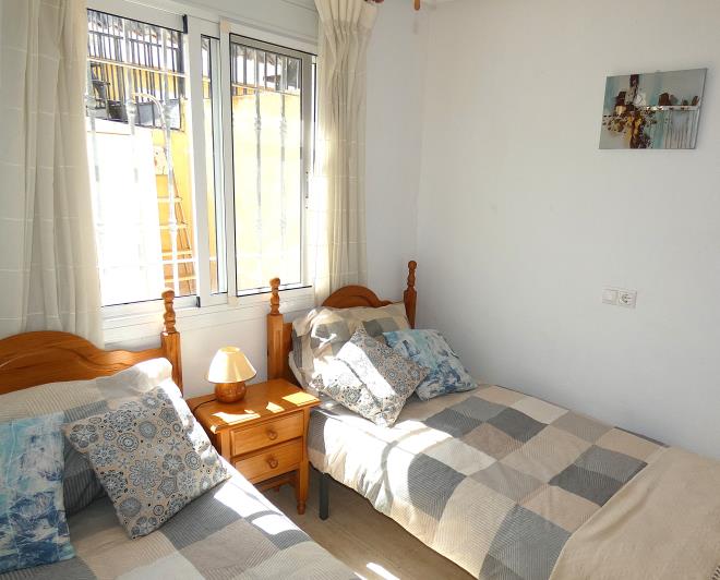 Image No.25-3 Bed Semi-Detached for sale