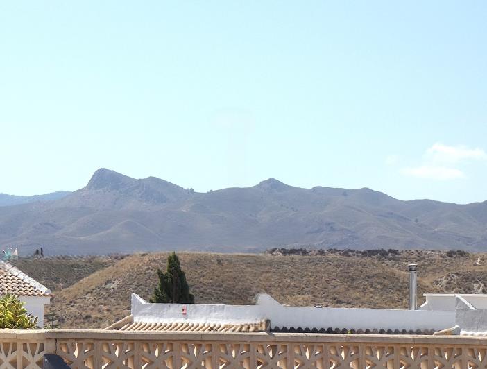 Image No.50-3 Bed Semi-Detached for sale