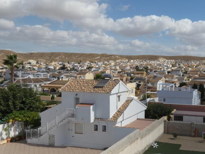 Image No.34-4 Bed Villa / Detached for sale