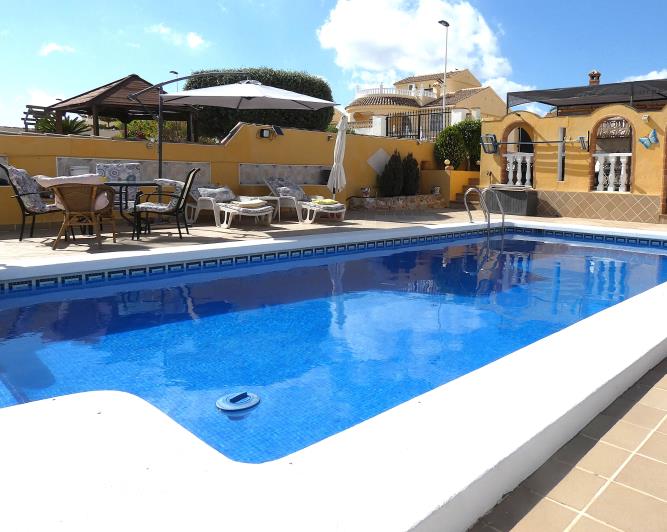 Image No.59-4 Bed Villa / Detached for sale