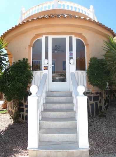 Image No.6-3 Bed Villa / Detached for sale