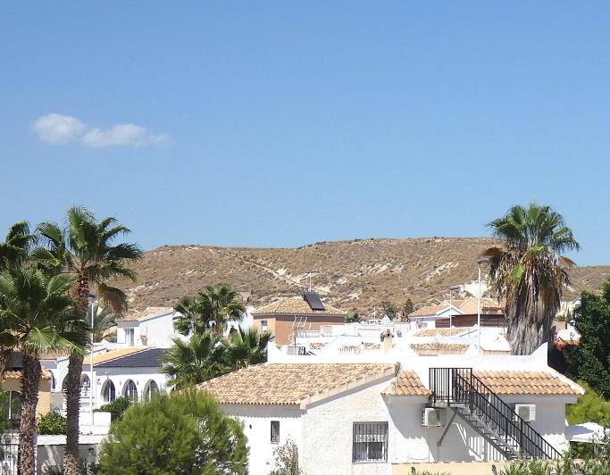 Image No.40-3 Bed Villa / Detached for sale