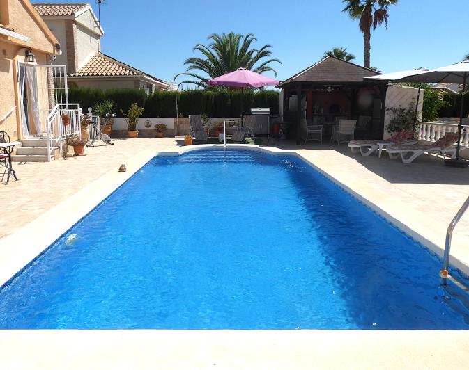 Image No.54-3 Bed Villa / Detached for sale