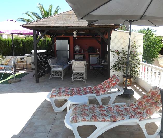 Image No.58-3 Bed Villa / Detached for sale