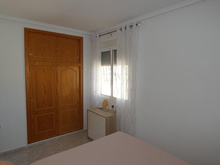 Image No.22-3 Bed Villa / Detached for sale