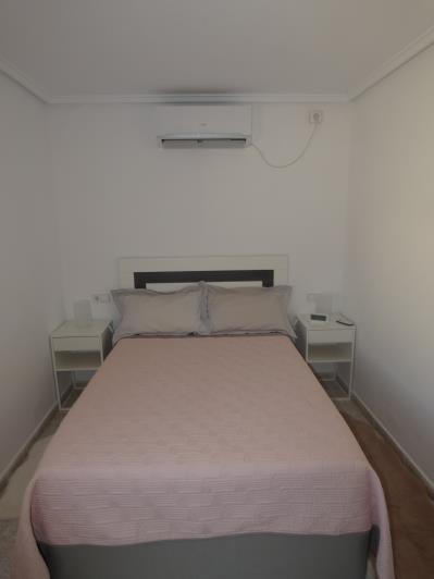 Image No.23-3 Bed Villa / Detached for sale