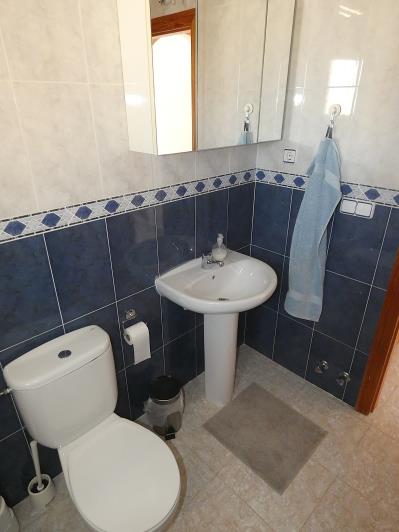 Image No.27-3 Bed Villa / Detached for sale