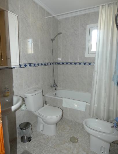 Image No.32-3 Bed Villa / Detached for sale