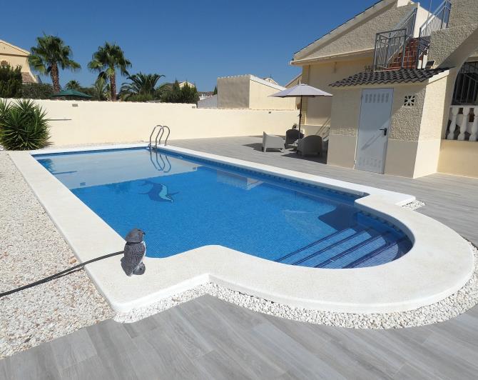 Image No.53-3 Bed Villa / Detached for sale