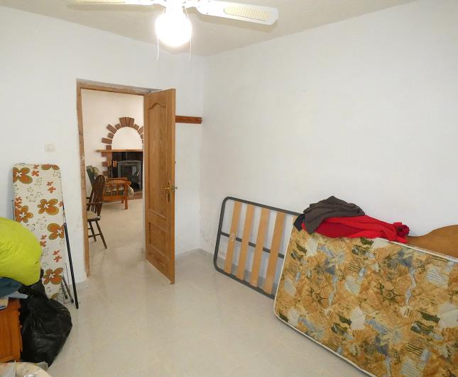 Image No.32-7 Bed Country Property for sale