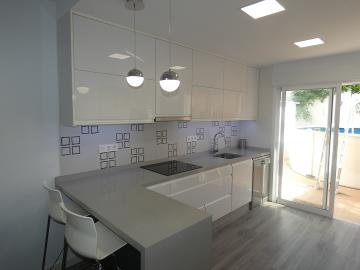 2Let2Sell2Buy SL most sold property