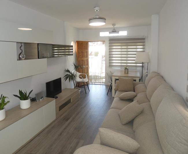 Image No.11-3 Bed Villa / Detached for sale