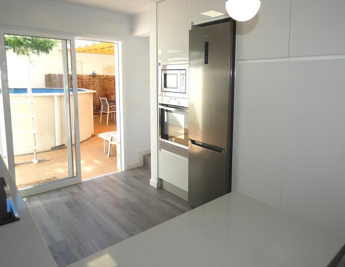 Image No.24-3 Bed Villa / Detached for sale