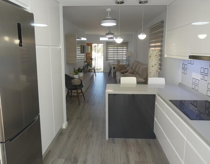 Image No.26-3 Bed Villa / Detached for sale