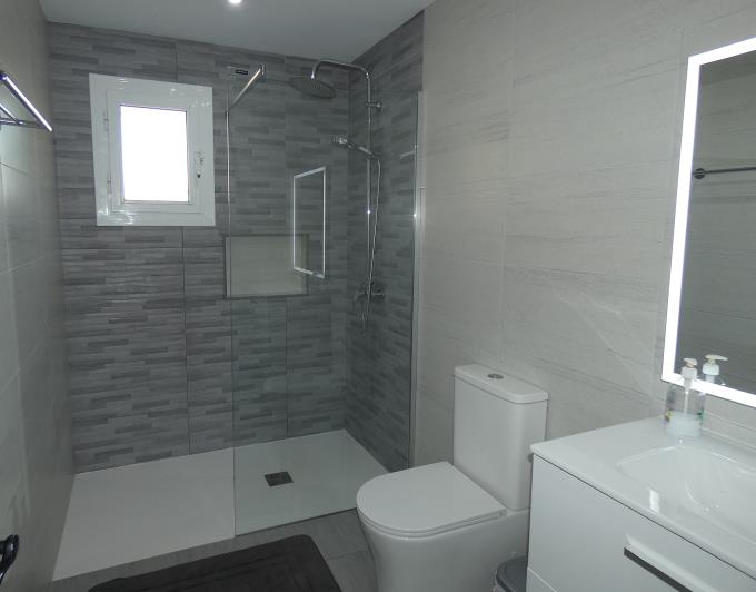 Image No.16-3 Bed Villa for sale