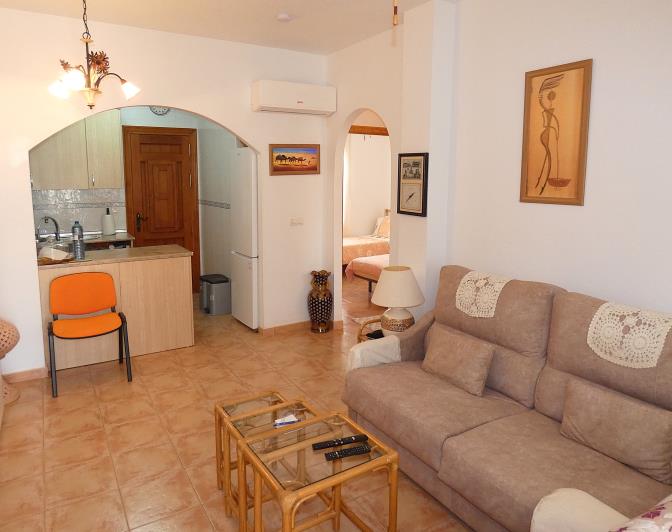 Image No.2-2 Bed Villa / Detached for sale