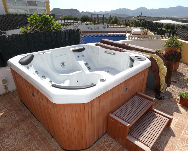 Image No.18-2 Bed Villa / Detached for sale