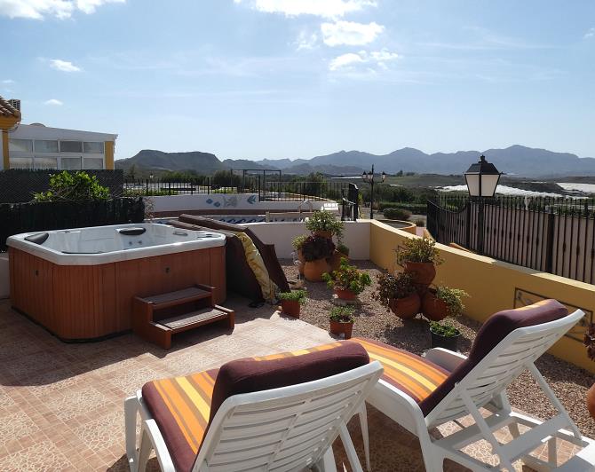 Image No.19-2 Bed Villa / Detached for sale