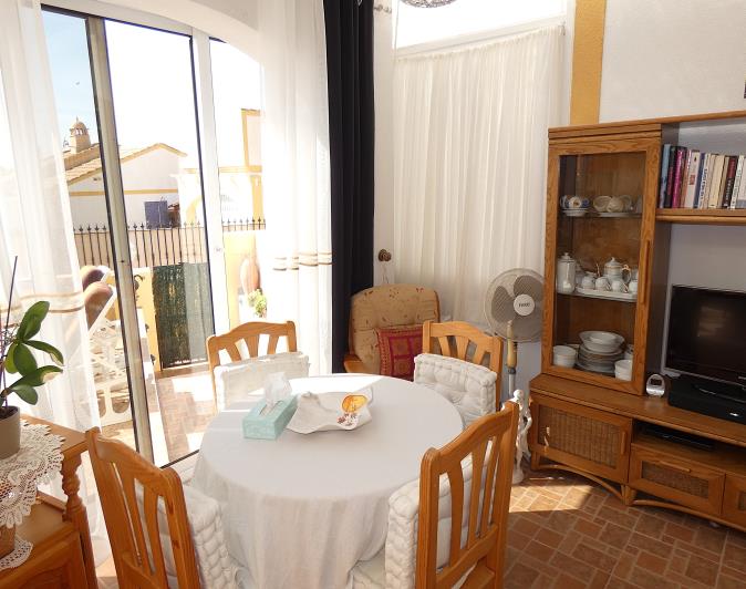 Image No.23-2 Bed Villa / Detached for sale