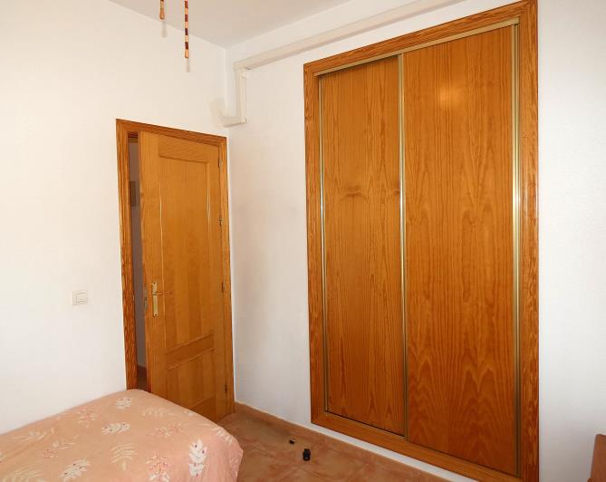 Image No.40-2 Bed Villa / Detached for sale