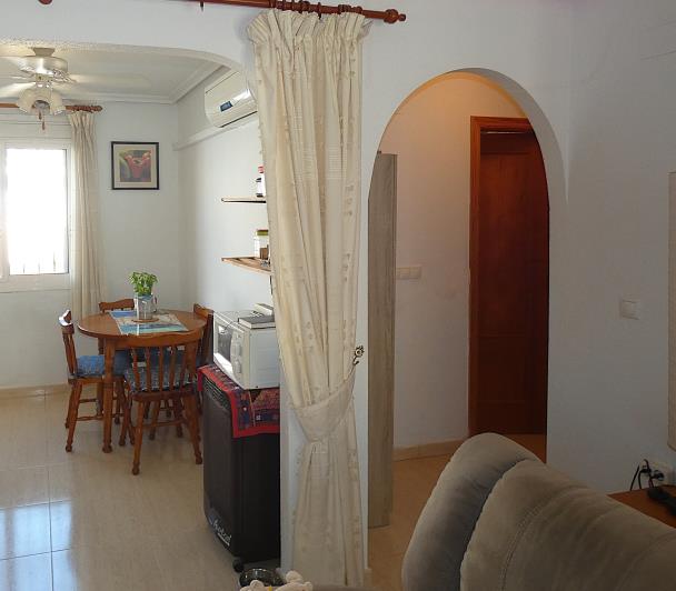 Image No.17-2 Bed Semi-Detached for sale