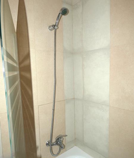 Image No.21-2 Bed Semi-Detached for sale