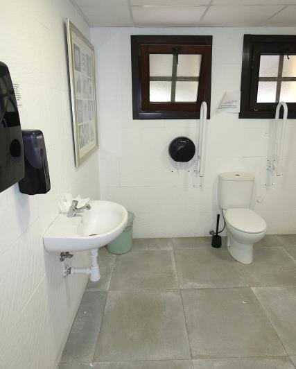 Image No.33-Commercial for sale