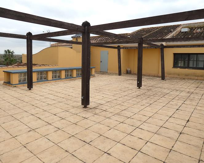 Image No.40-Commercial for sale