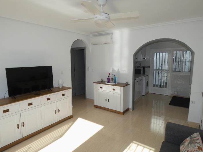 Image No.8-2 Bed Semi-Detached for sale