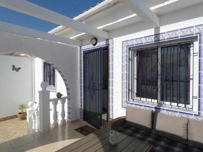 Image No.7-2 Bed Semi-Detached for sale