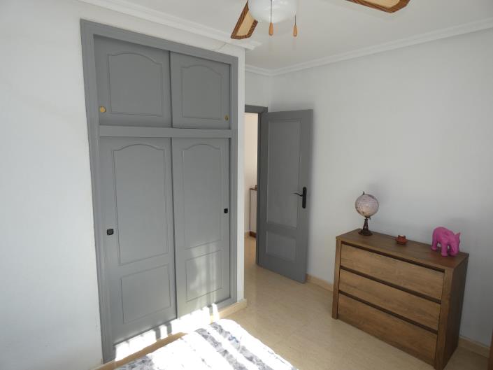 Image No.12-2 Bed Semi-Detached for sale