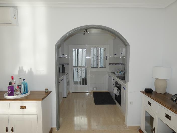 Image No.17-2 Bed Semi-Detached for sale