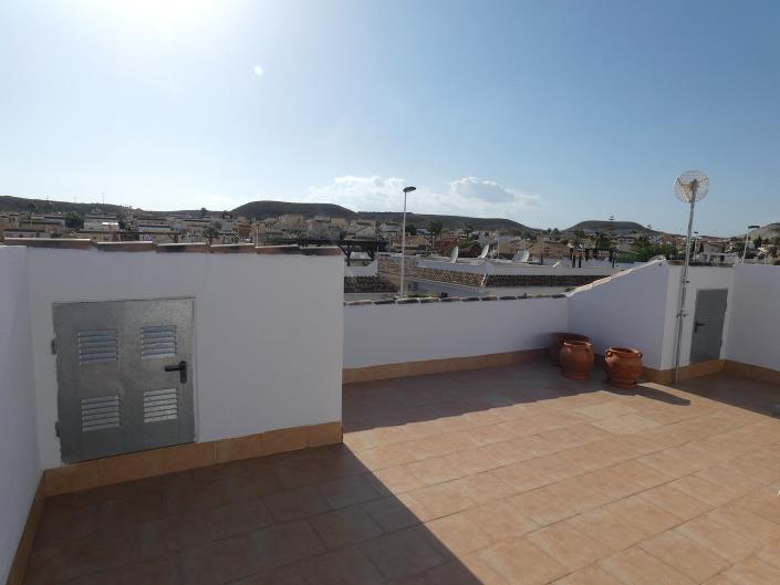 Image No.22-2 Bed Semi-Detached for sale