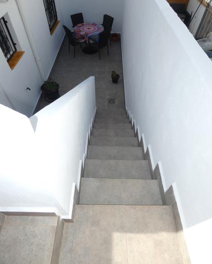 Image No.26-2 Bed Semi-Detached for sale