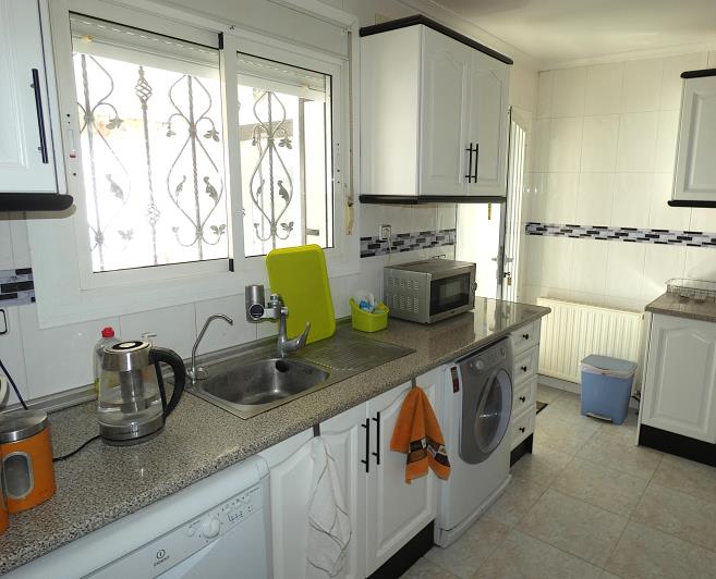 Image No.23-3 Bed Villa / Detached for sale