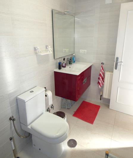 Image No.31-3 Bed Villa / Detached for sale