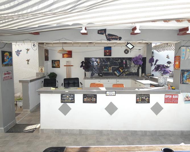 Image No.55-3 Bed Villa / Detached for sale