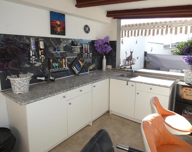 Image No.58-3 Bed Villa / Detached for sale