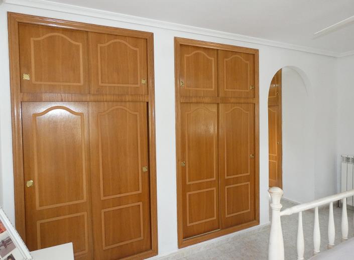 Image No.21-3 Bed Villa / Detached for sale