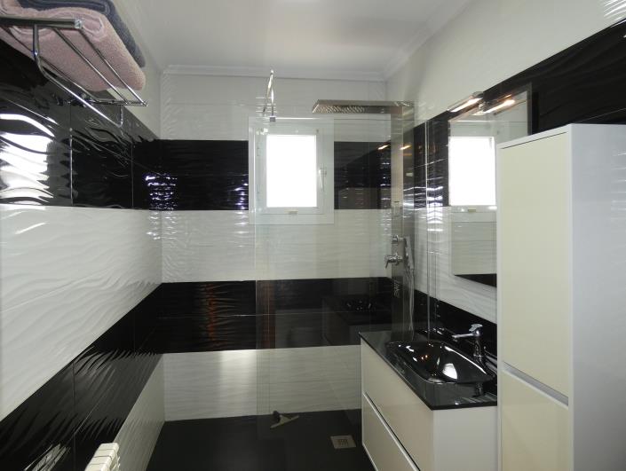 Image No.23-3 Bed Villa / Detached for sale