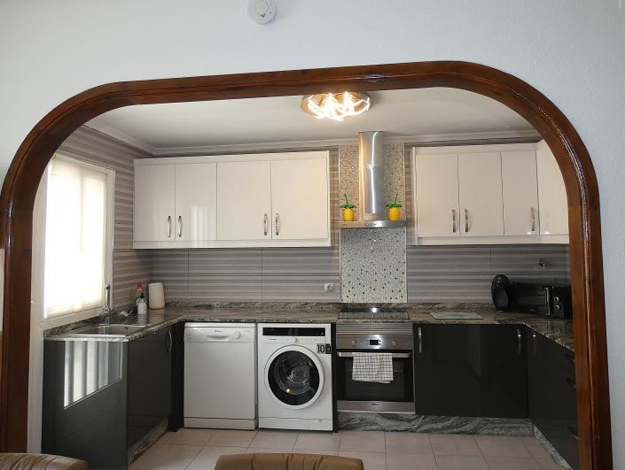 Image No.34-3 Bed Villa / Detached for sale