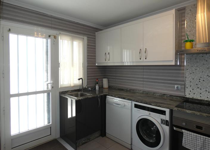 Image No.37-3 Bed Villa / Detached for sale