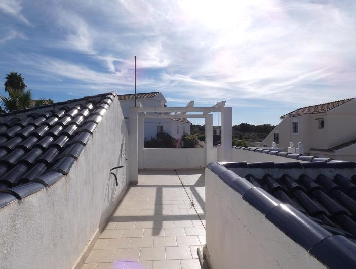 Image No.41-3 Bed Villa / Detached for sale