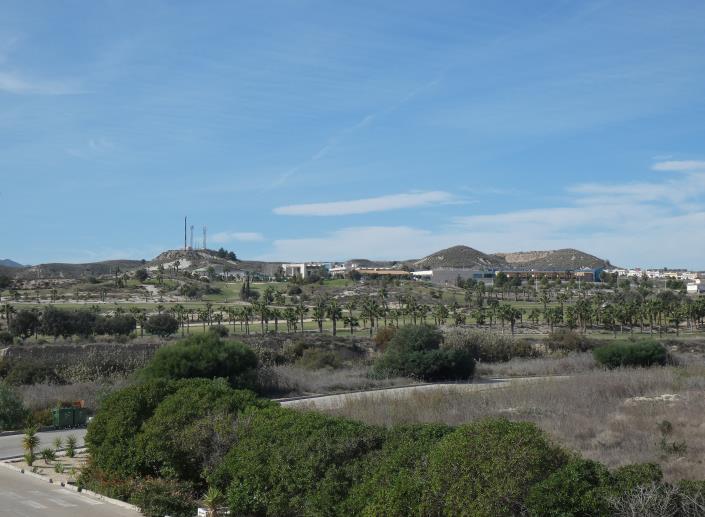 Image No.42-3 Bed Villa / Detached for sale