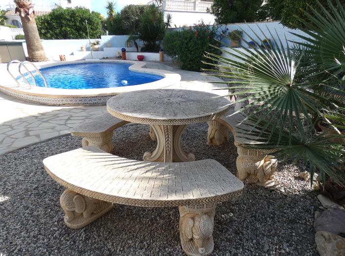 Image No.47-3 Bed Villa / Detached for sale