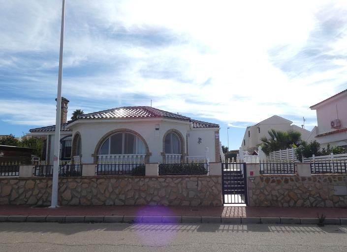 Image No.61-3 Bed Villa / Detached for sale