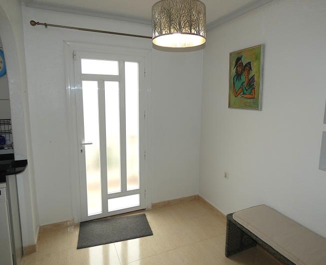 Image No.5-2 Bed Villa / Detached for sale