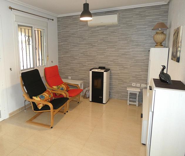 Image No.13-2 Bed Villa / Detached for sale