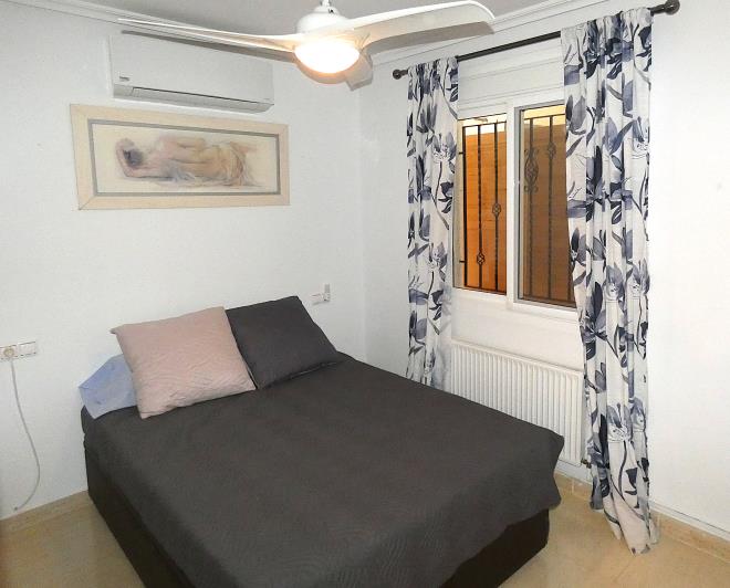 Image No.17-2 Bed Villa / Detached for sale